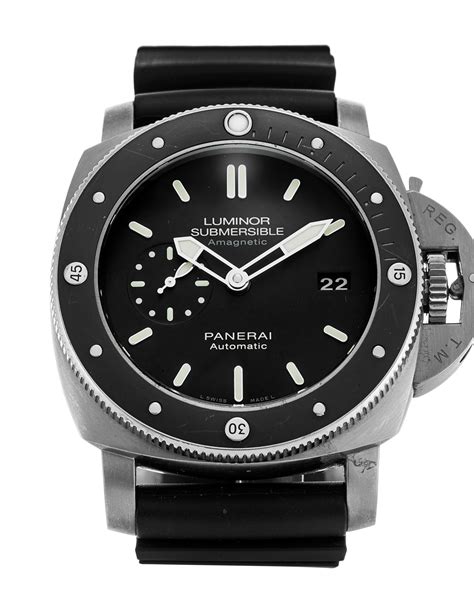 used Panerai Luminor Submersible 